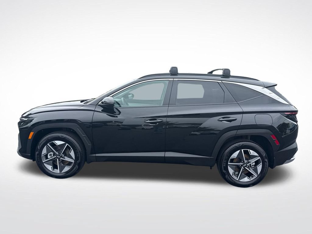 Certified 2025 Hyundai Tucson SEL AWD/4WD image 2