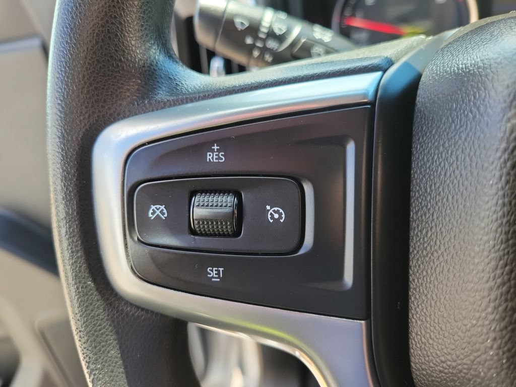 Used 2020 Chevrolet Silverado 1500 LT AWD/4WD image 21