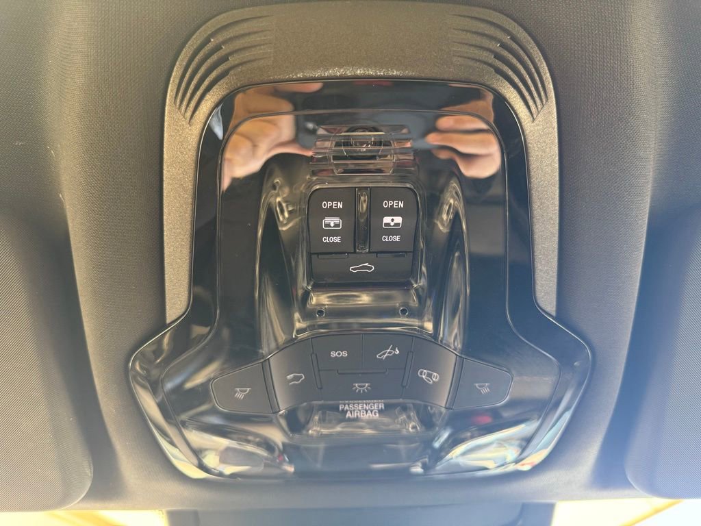 Used 2024 Alfa Romeo Stelvio Quadrifoglio w/ Active Assist Plus Package image 35