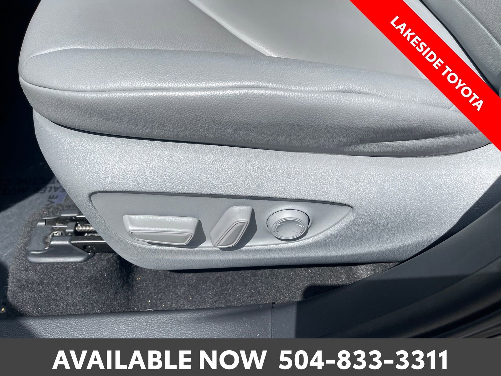 Used 2023 Toyota Highlander XLE FWD image 26