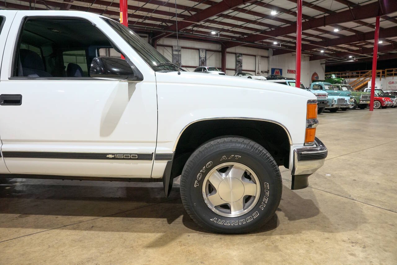 Used 1998 Chevrolet Silverado 1500 4x4 Extended Cab w/ Preferred Equipment Group 2 image 11