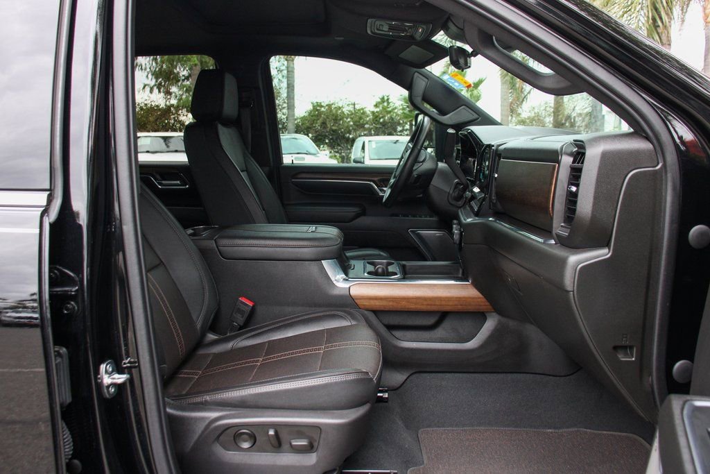 Used 2024 Chevrolet Silverado 2500 High Country w/ Technology Package image 42