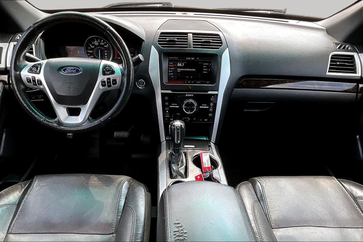 Used 2015 Ford Explorer Limited w/ Equipment Group 302A FWD image 15