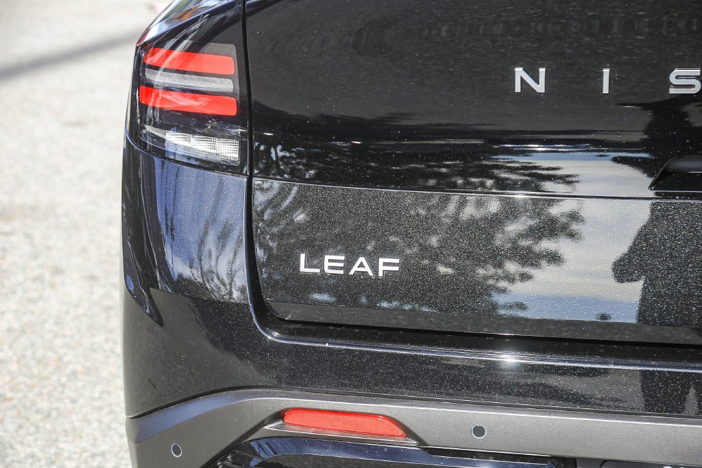 New 2026 Nissan Leaf SV+ FWD image 9