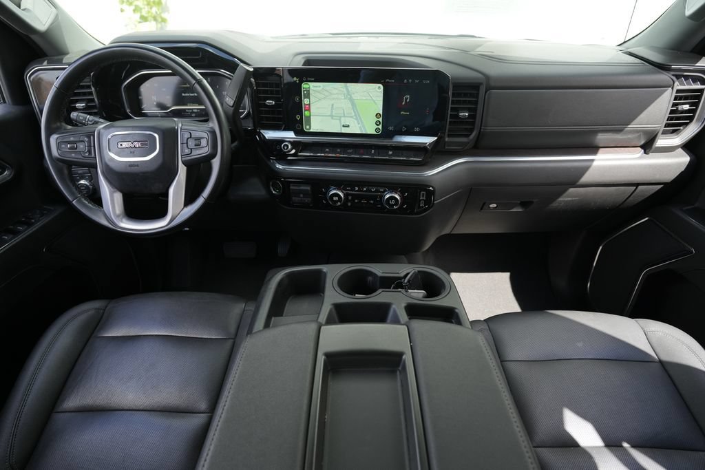 Used 2025 GMC Sierra 1500 SLT AWD/4WD image 40