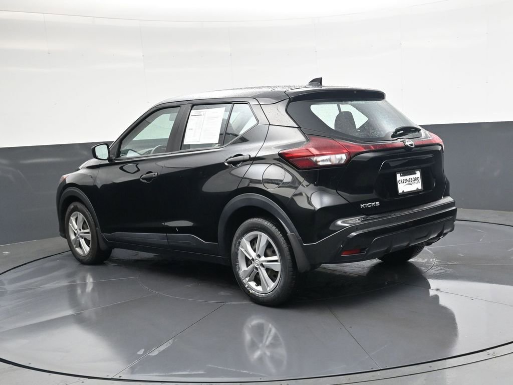 Used 2023 Nissan Kicks S FWD image 5