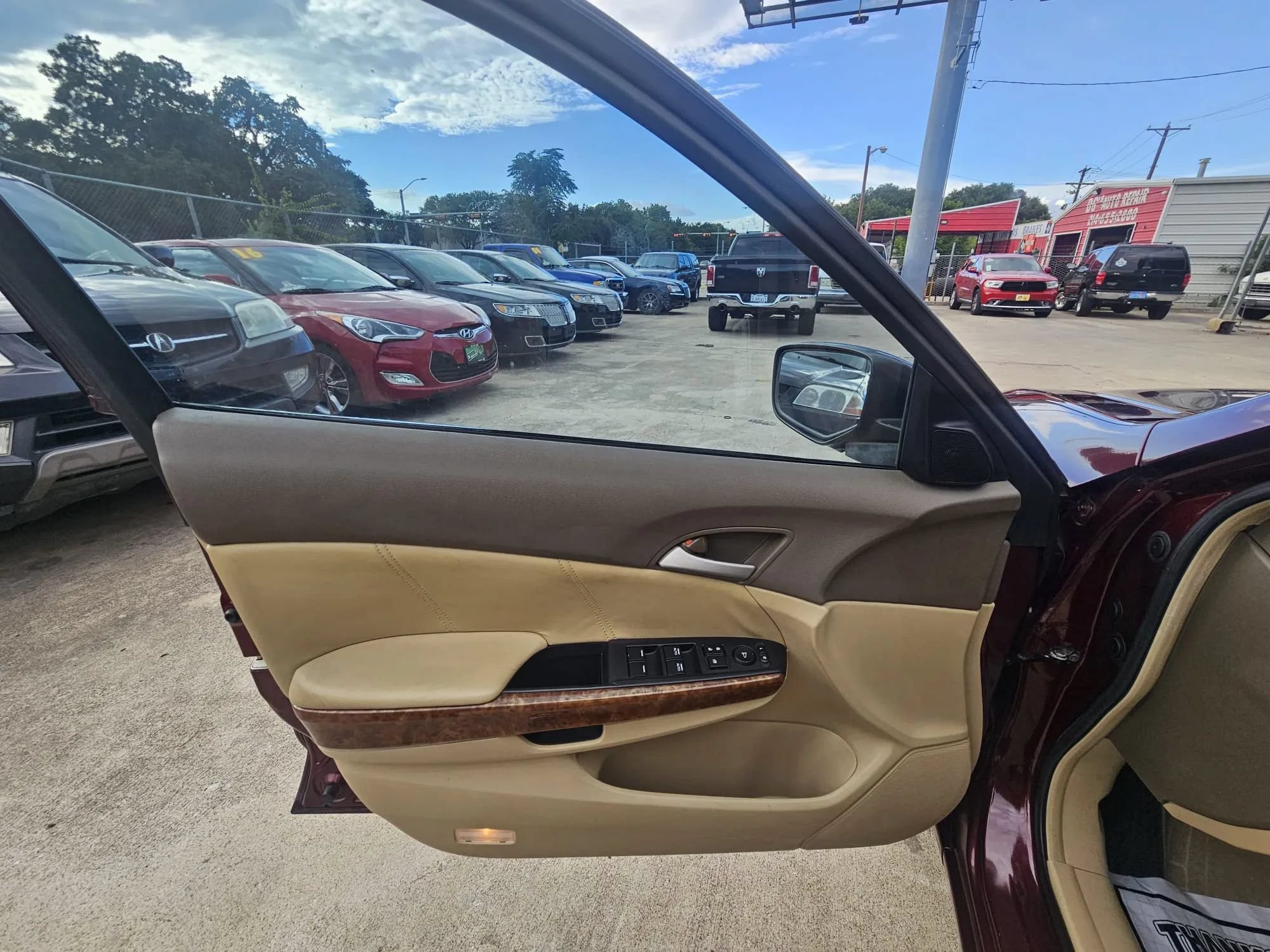 Used 2008 Honda Accord EX-L image 31