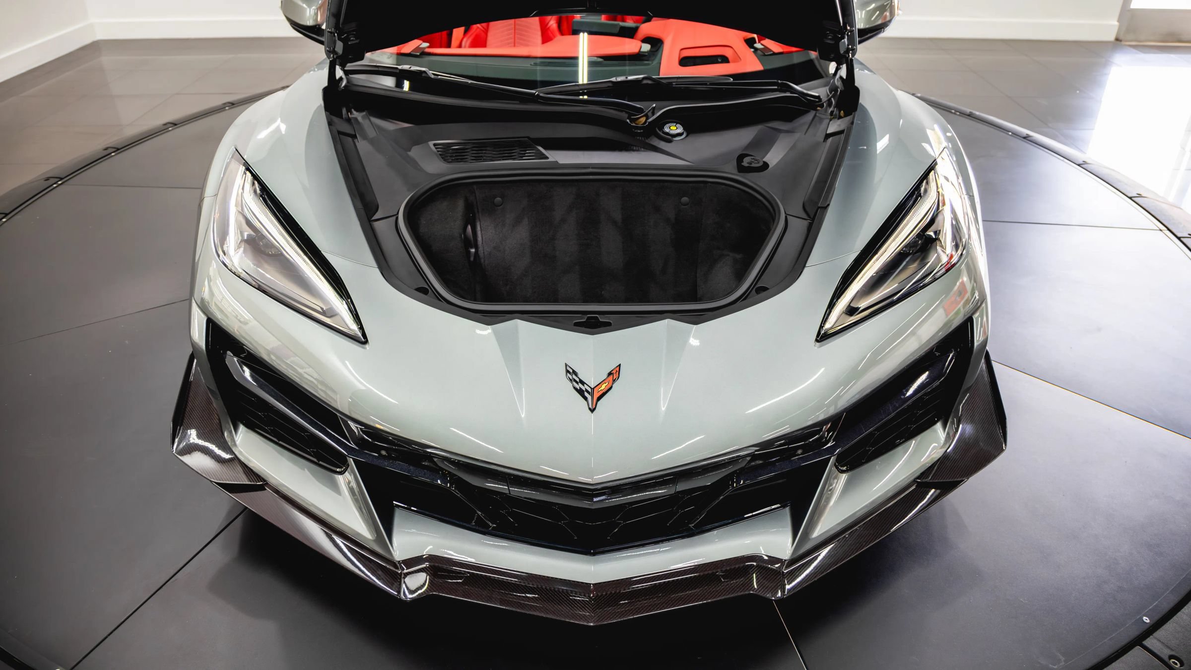 Used 2024 Chevrolet Corvette Z06 w/ Z07 Performance Package RWD image 64