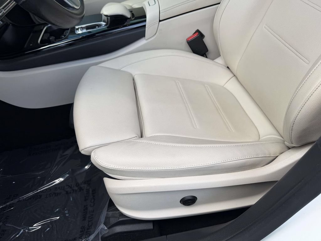 Used 2020 Mercedes-Benz CLA 250 image 17