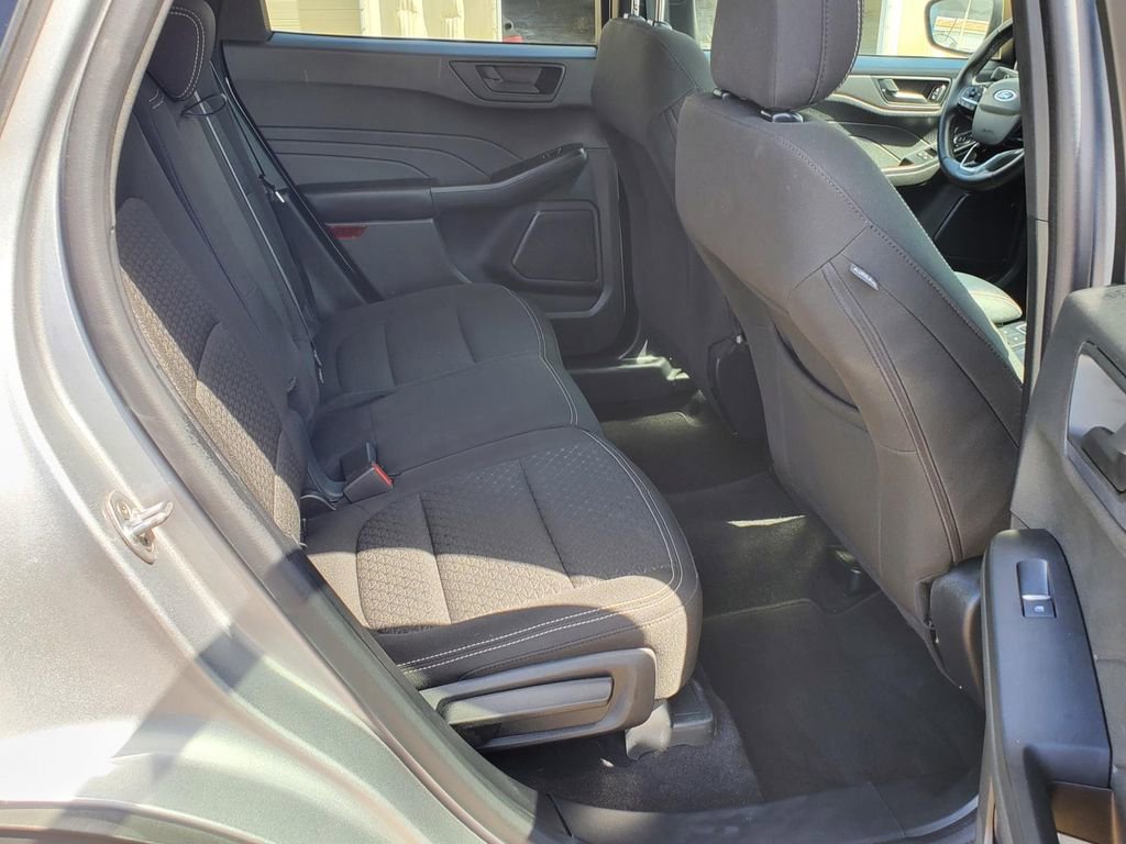 Used 2024 Ford Escape Active image 11