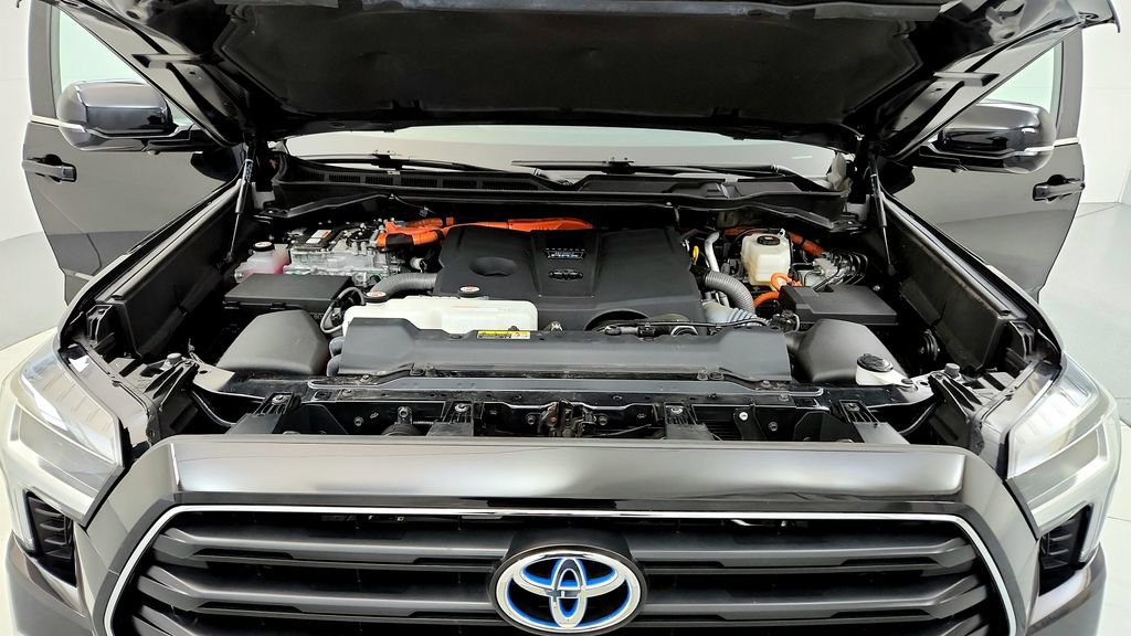 Certified 2024 Toyota Sequoia SR5 w/ TRD Off-Road Package AWD/4WD image 13