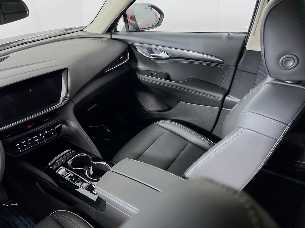 Used 2023 Buick Envision Essence image 22