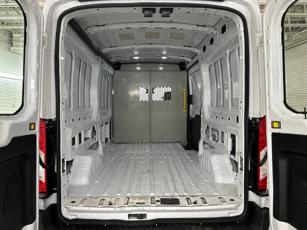 Used 2021 Ford Transit 250 Medium Roof RWD image 26