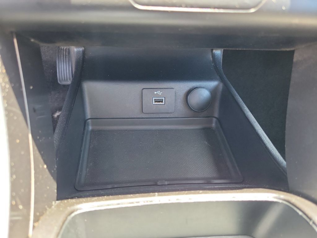 Used 2018 Ford Fusion S FWD image 32