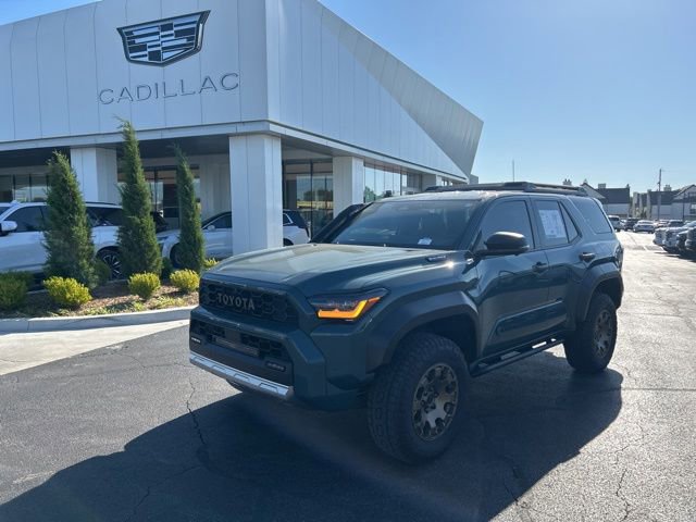 Used 2025 Toyota 4Runner Trailhunter AWD/4WD image 2