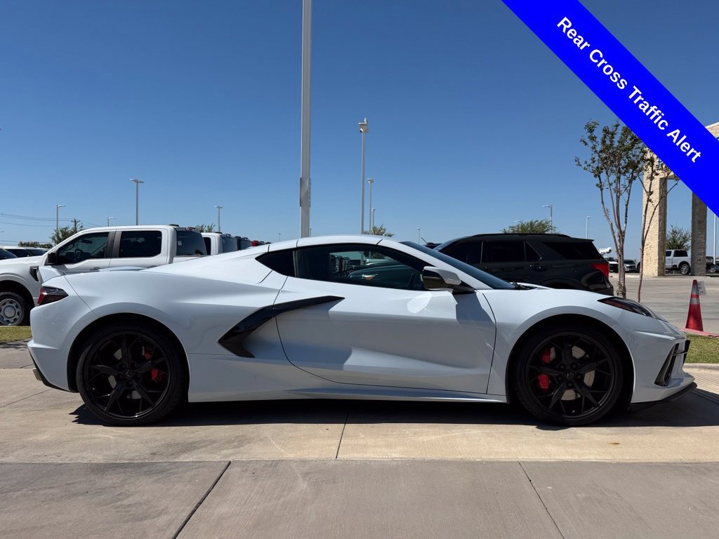 Used 2021 Chevrolet Corvette Stingray Preferred Cpe w/ Z51 Performance Package RWD image 23