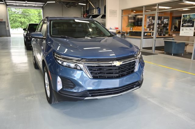 Used 2024 Chevrolet Equinox LT w/ LPO, Floor Liner Package AWD/4WD image 3