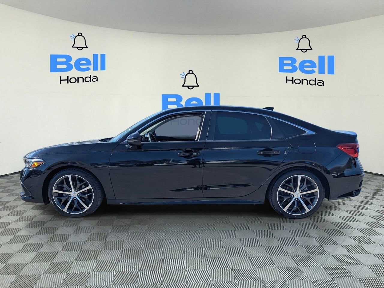 Certified 2022 Honda Civic Touring image 2