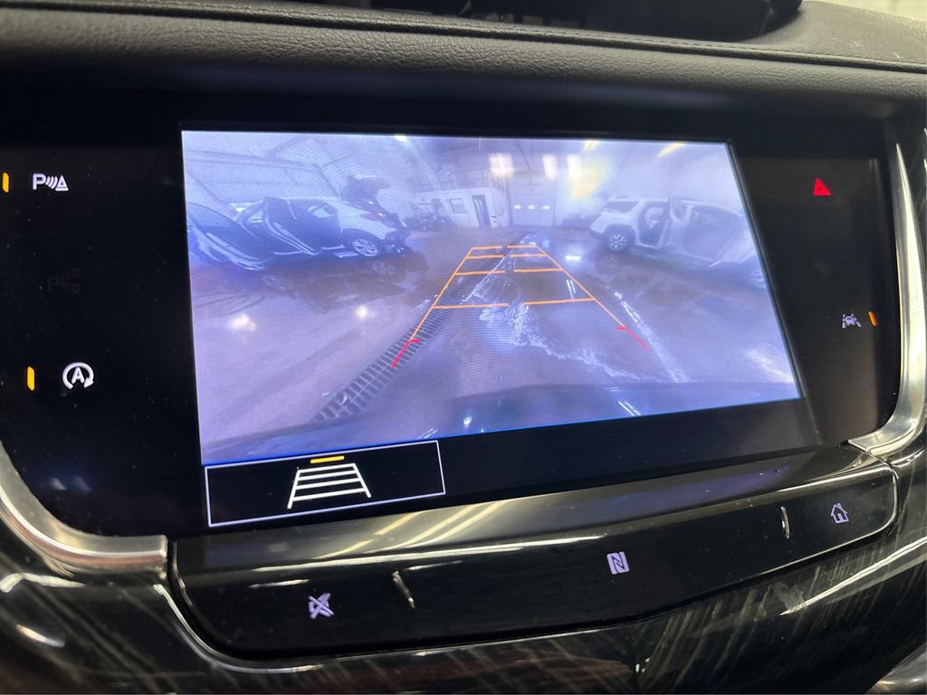 Used 2020 Cadillac XT6 Premium Luxury AWD/4WD image 34