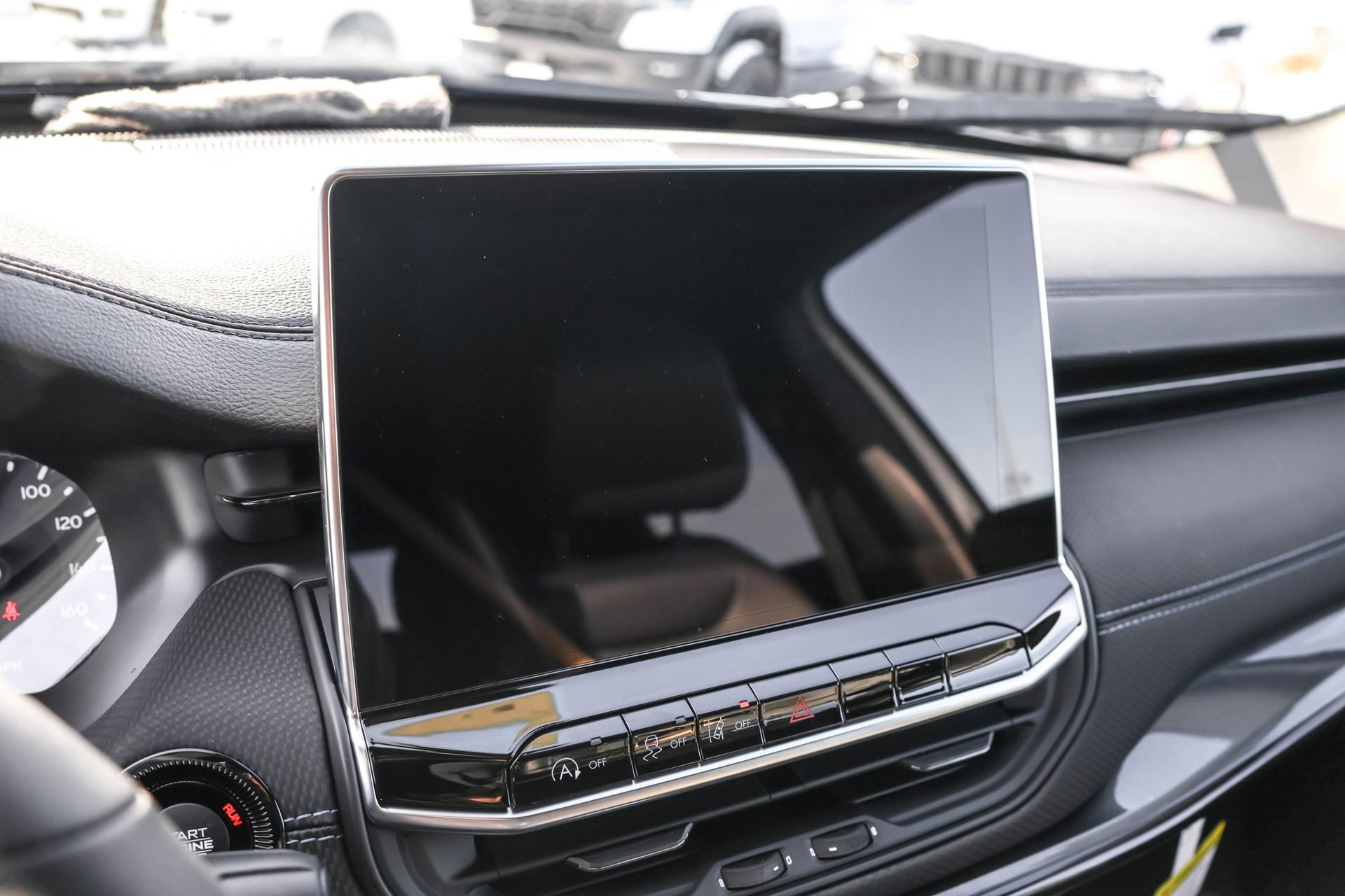 New 2026 Jeep Compass Latitude image 15