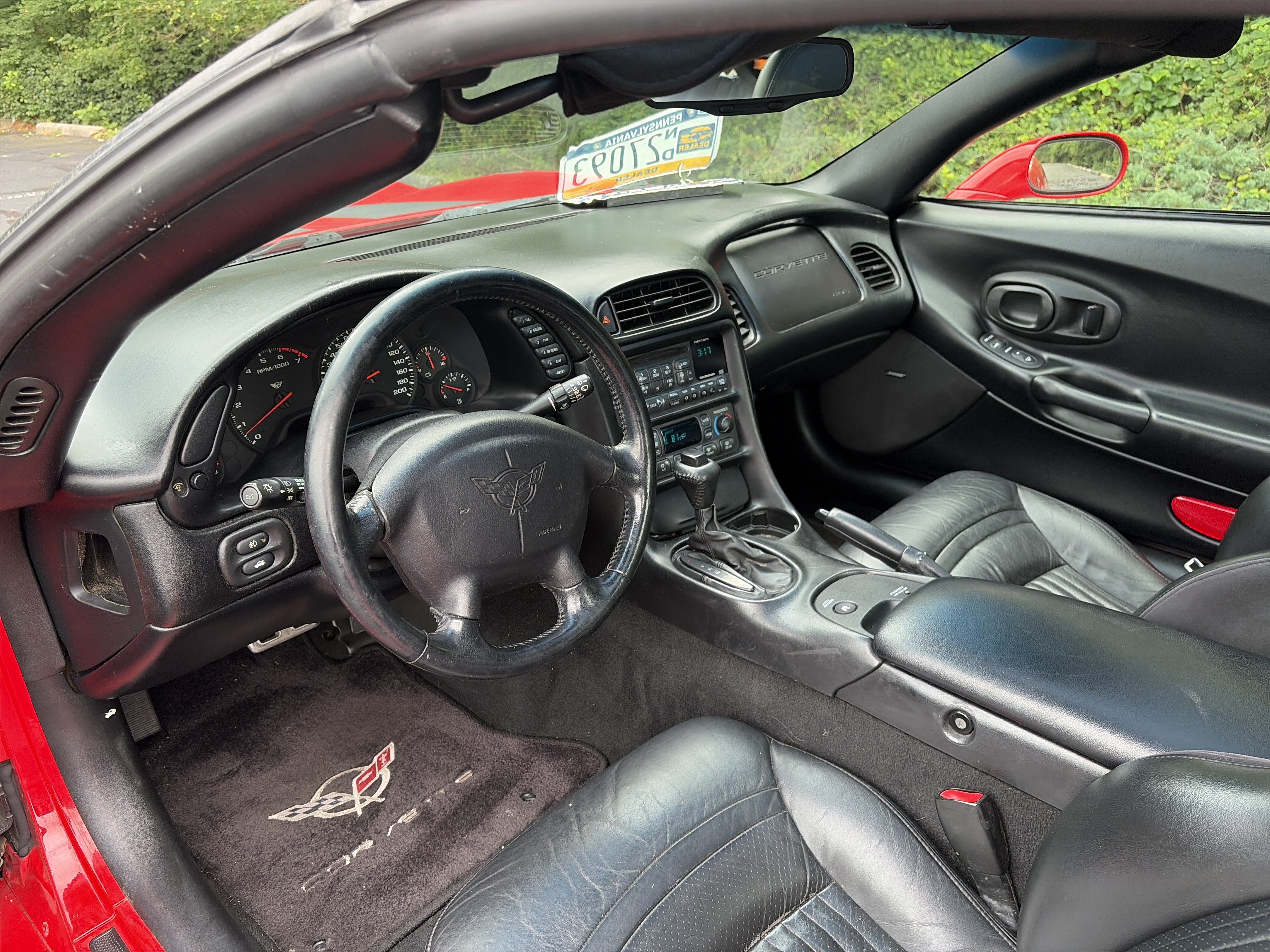 Used 2001 Chevrolet Corvette Coupe w/ Preferred Equipment Group1 RWD image 20