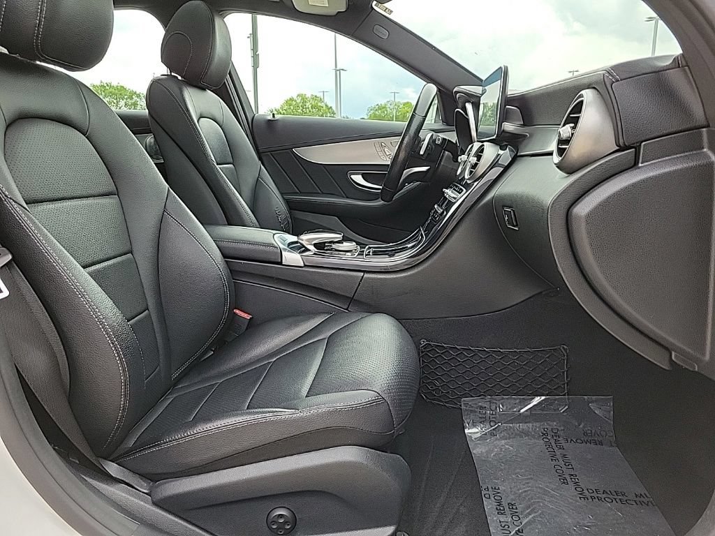 Used 2015 Mercedes-Benz C 300 4MATIC Sedan image 15
