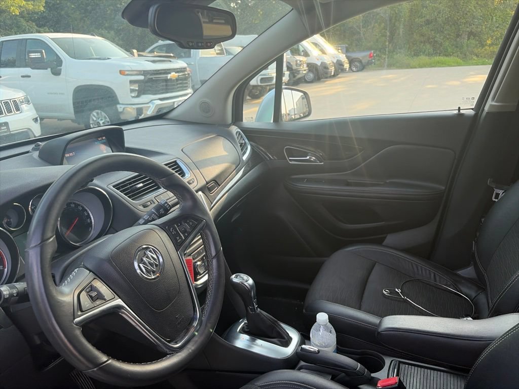 Used 2015 Buick Encore Convenience FWD image 17