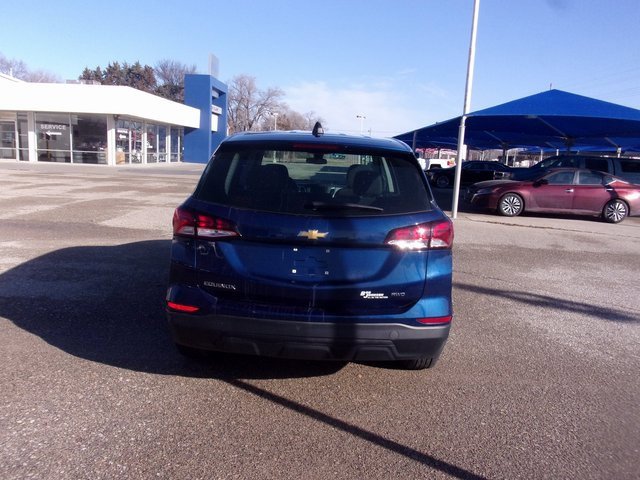 Used 2023 Chevrolet Equinox LS image 6