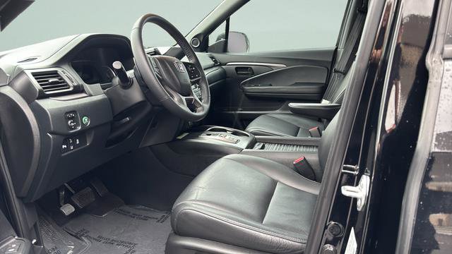Used 2023 Honda Passport EX-L image 10