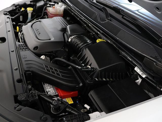 Used 2026 Chrysler Pacifica Select FWD image 36