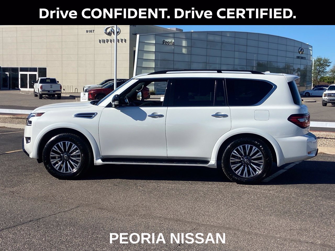 Certified 2023 Nissan Armada SL w/ Midnight Edition Package AWD/4WD image 4
