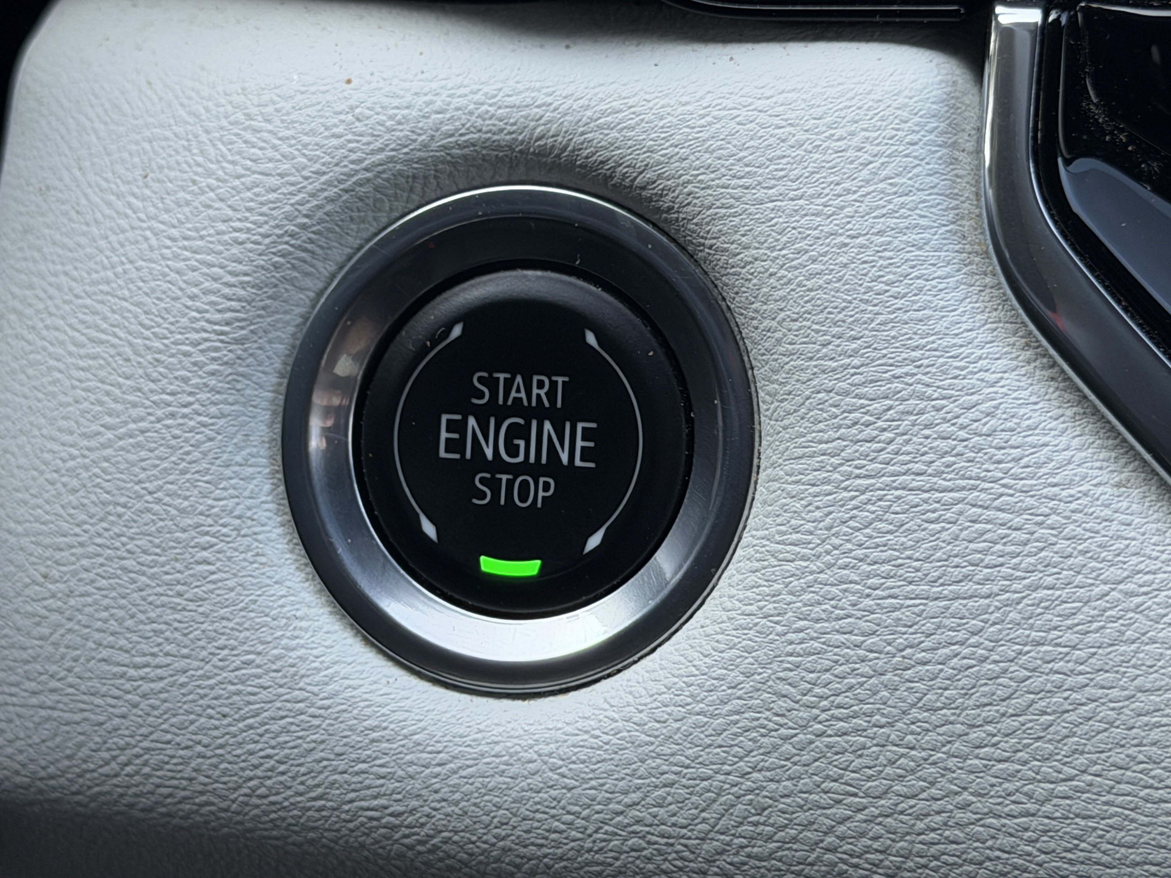 Used 2024 GMC Canyon AT4X w/ AT4X AEV Edition AWD/4WD image 16