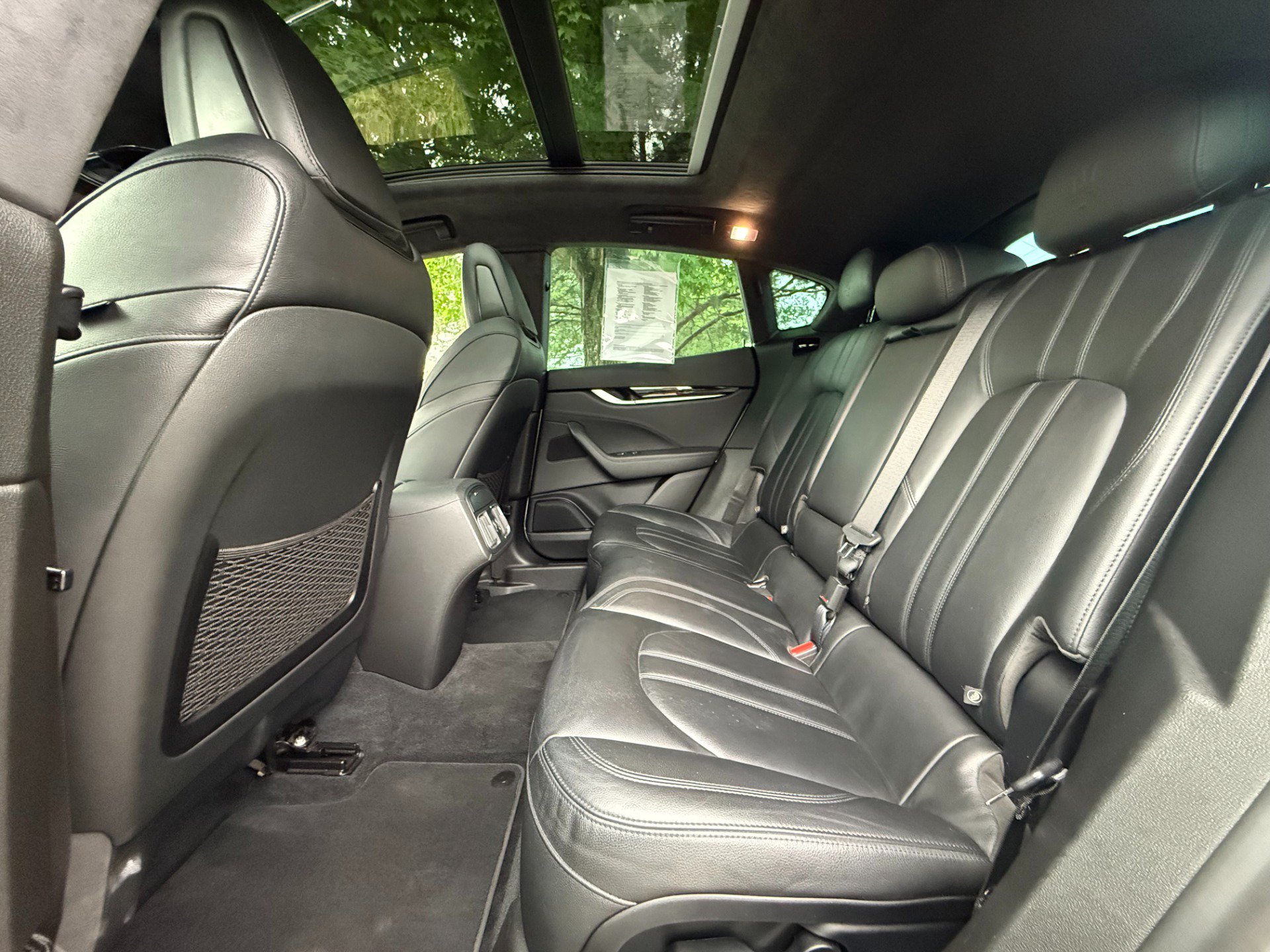 Used 2022 Maserati Levante Modena AWD/4WD image 33