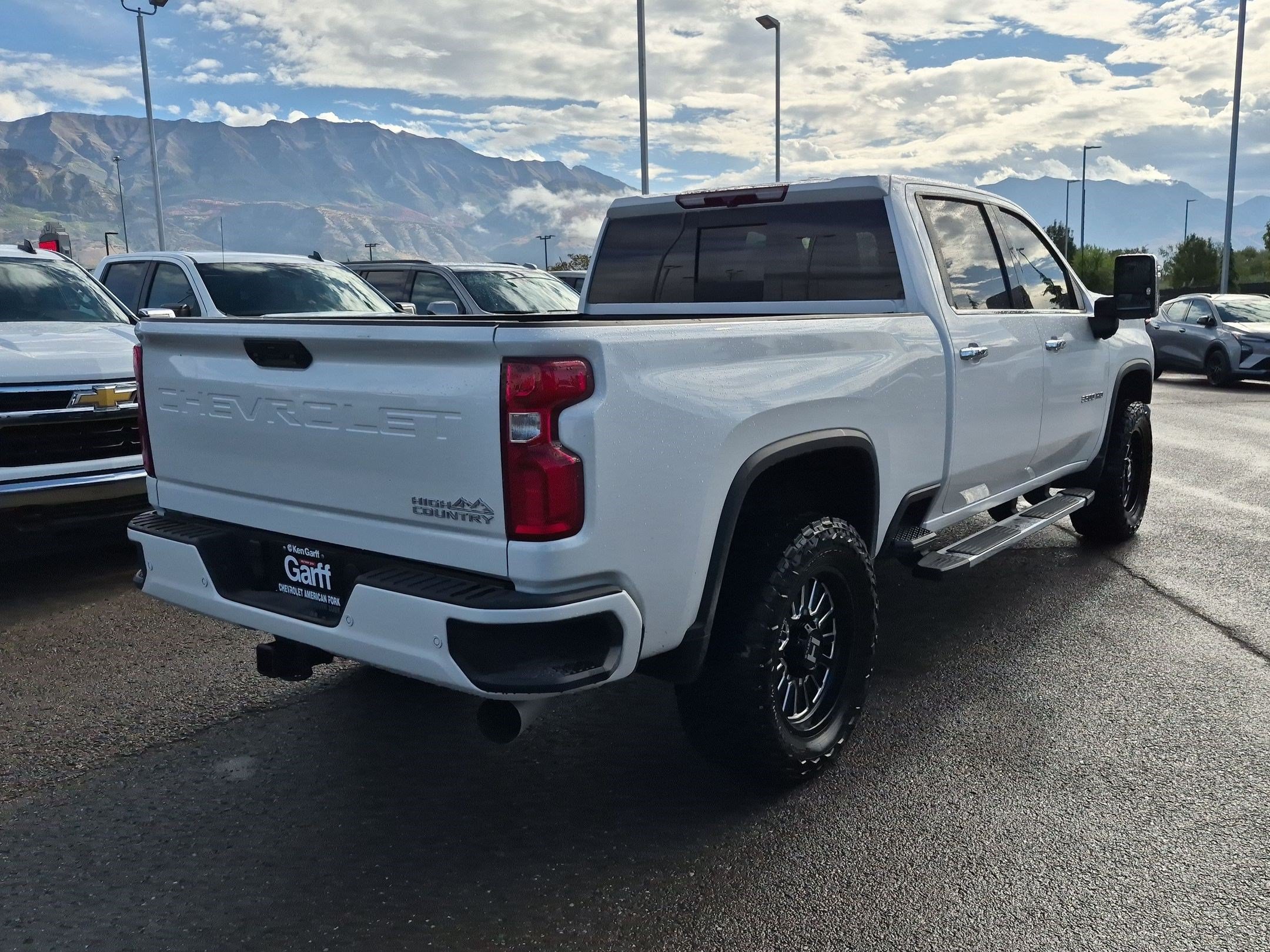 Used 2023 Chevrolet Silverado 3500 High Country w/ Safety Package II AWD/4WD image 3