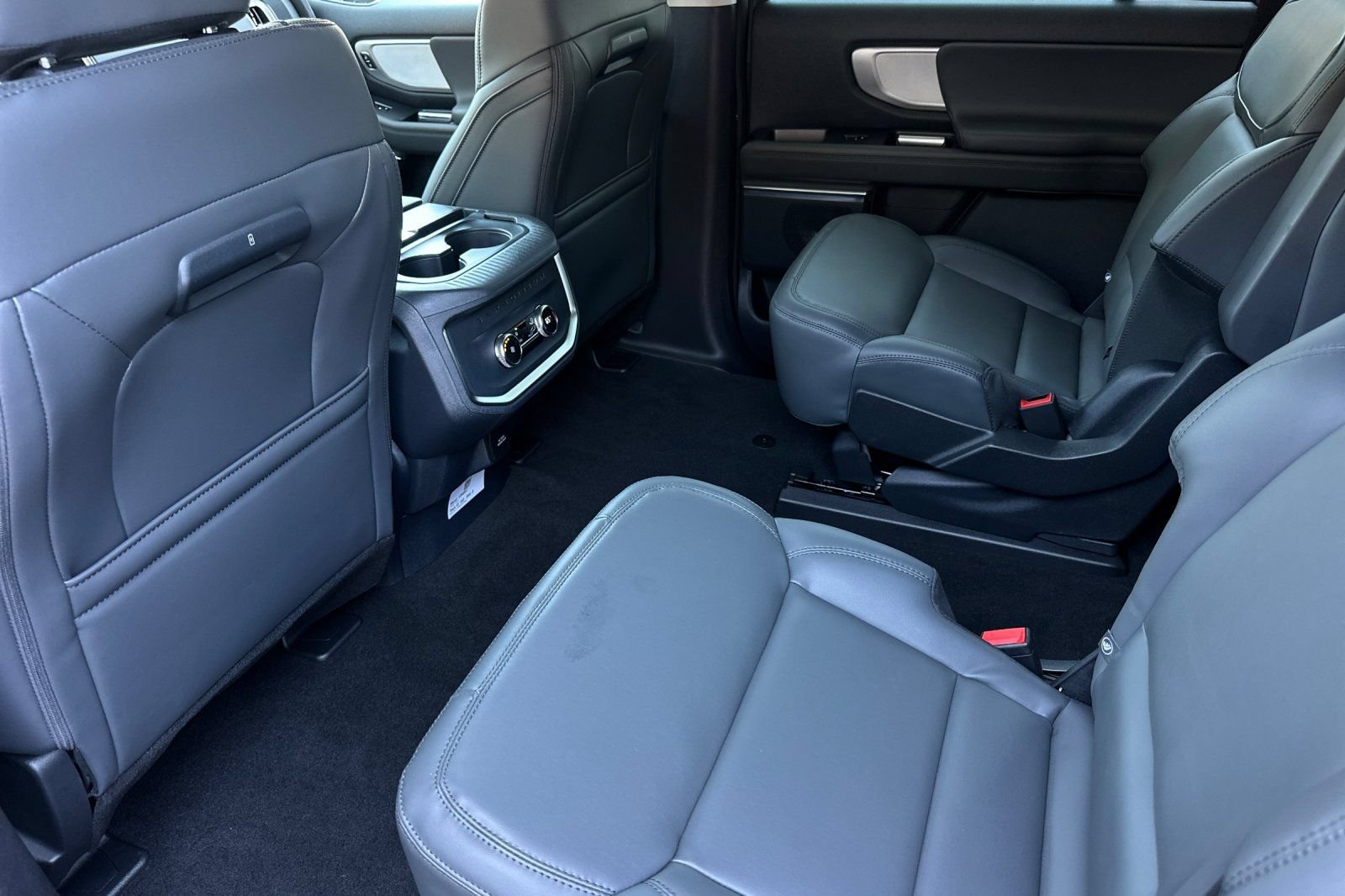 New 2026 Ford Expedition Max Active RWD image 11