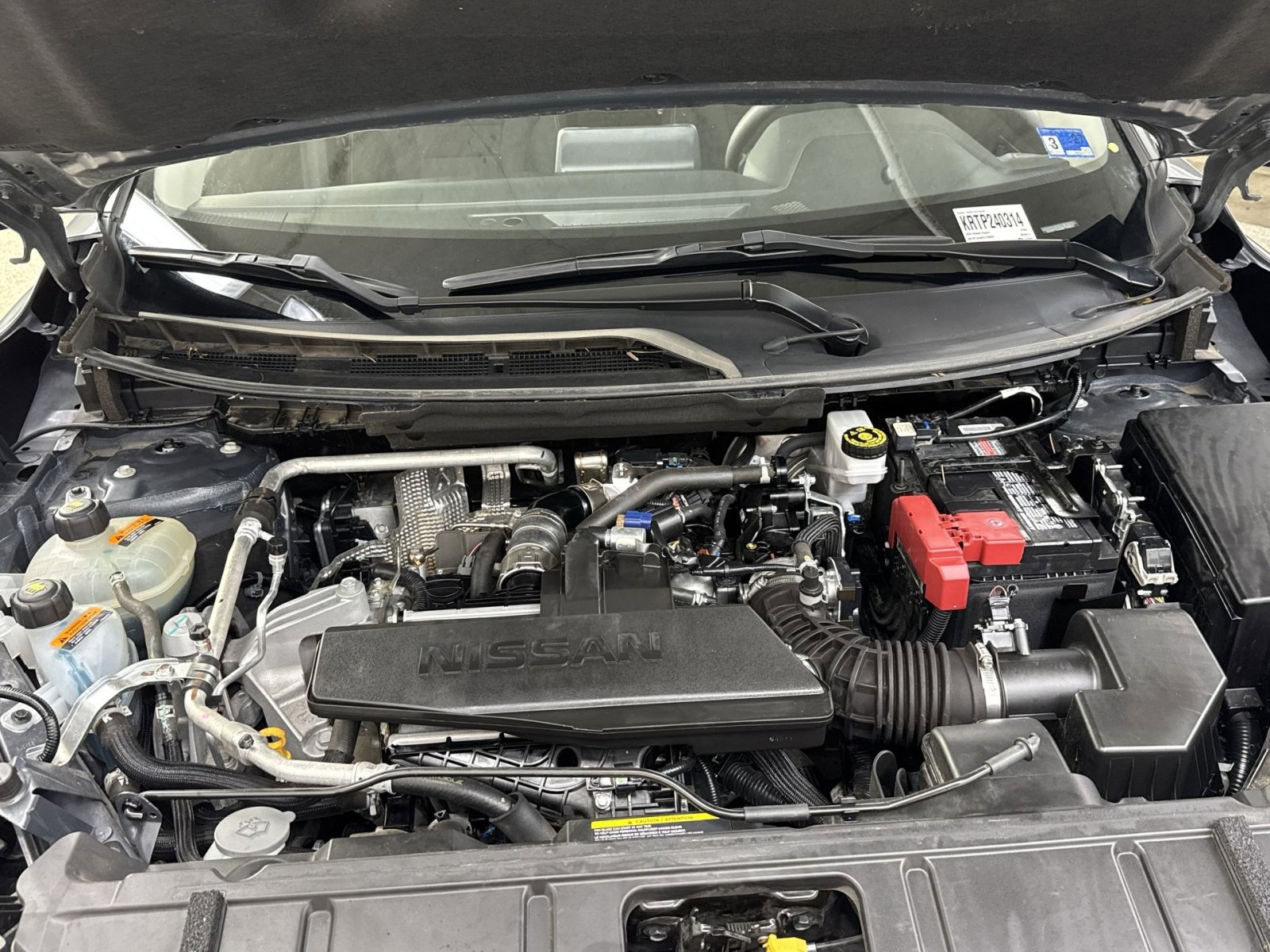 Used 2024 Nissan Rogue S image 32