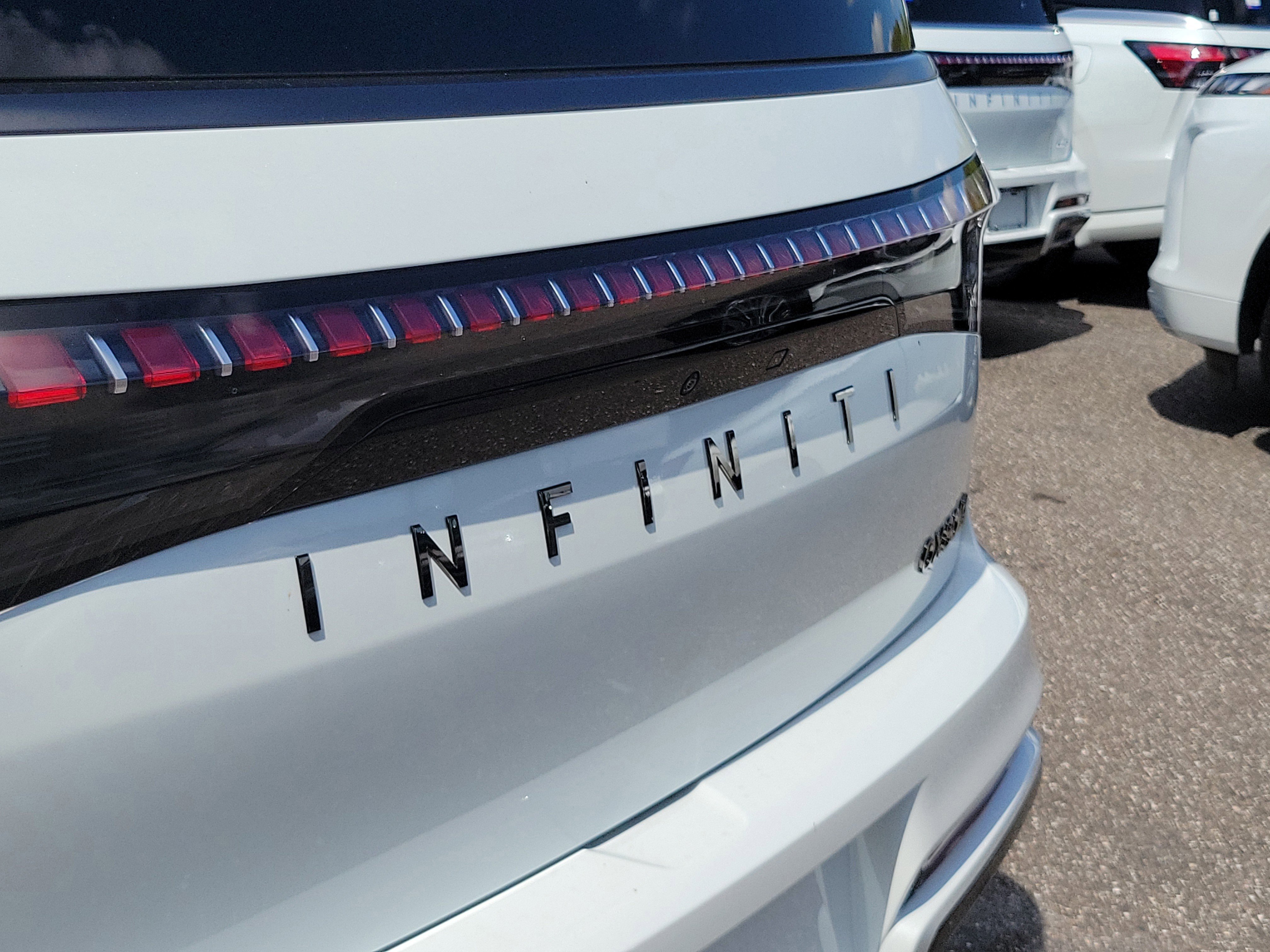 New 2026 INFINITI QX80 Autograph image 6