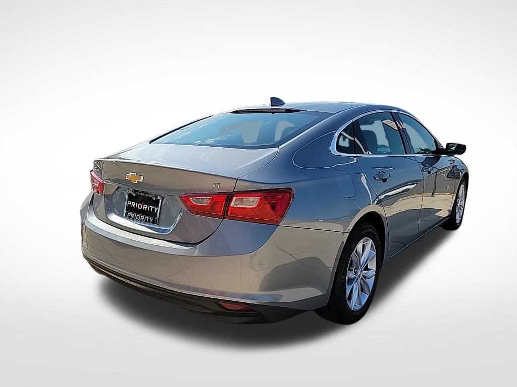 Used 2023 Chevrolet Malibu LT FWD image 4