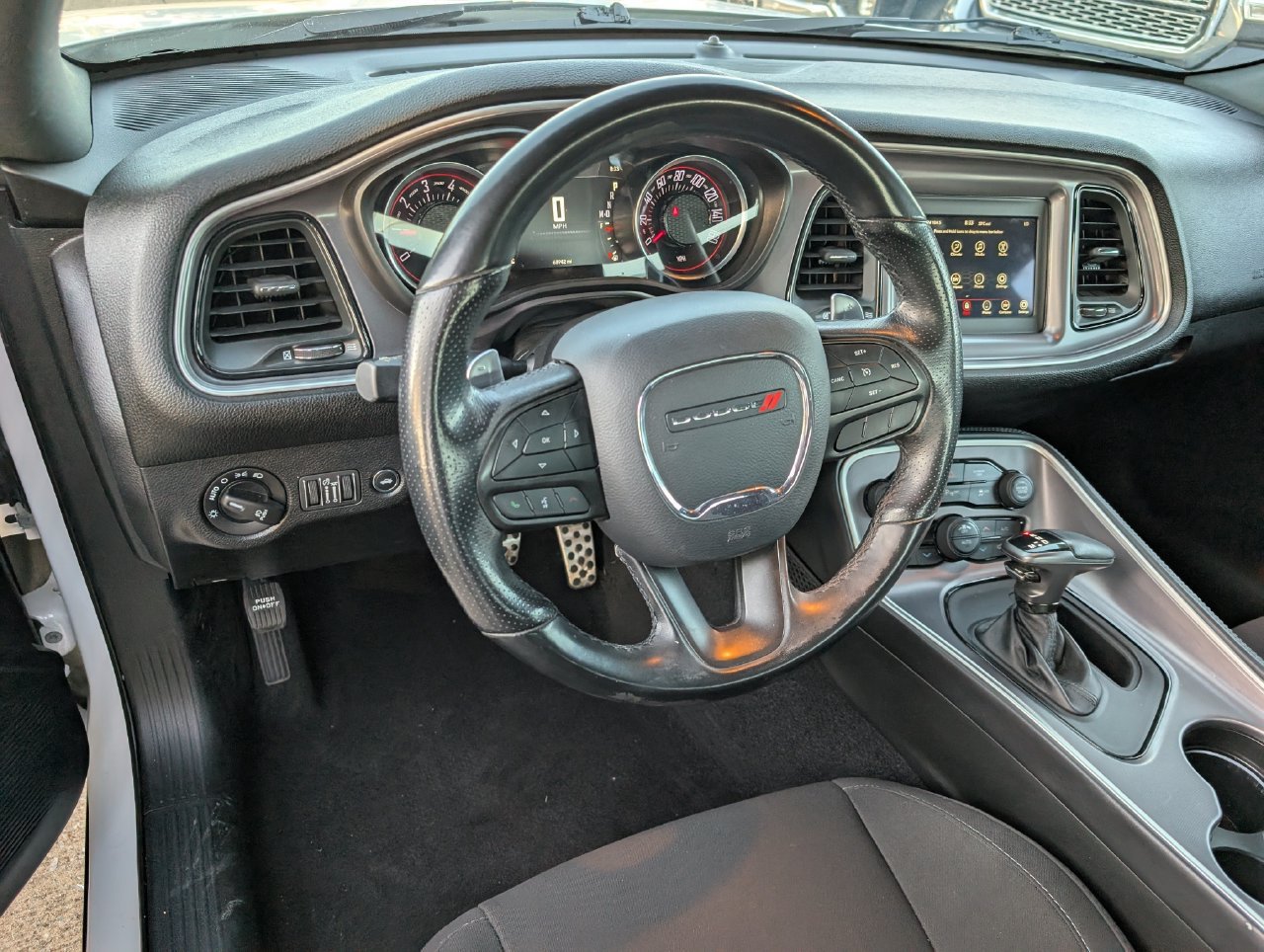 Used 2020 Dodge Challenger R/T RWD image 9