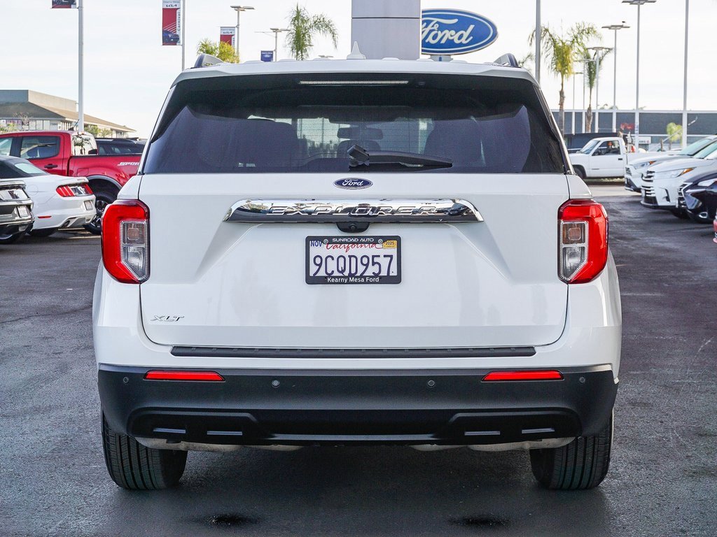 Certified 2022 Ford Explorer XLT image 6