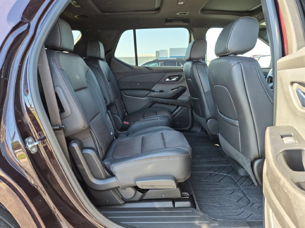 Certified 2022 Chevrolet Traverse High Country w/ LPO, Floor Liner Package FWD image 27