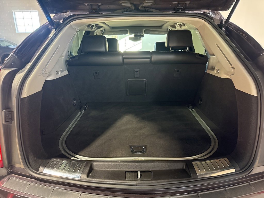 Used 2015 Cadillac SRX Luxury w/ Driver Awareness Package image 32