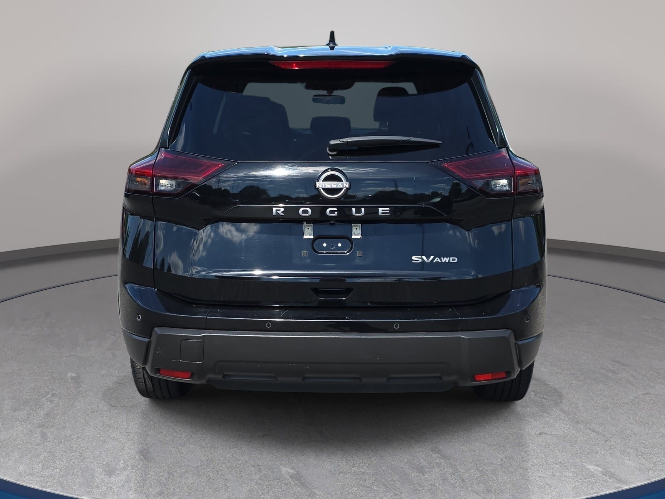Used 2024 Nissan Rogue SV AWD/4WD image 6