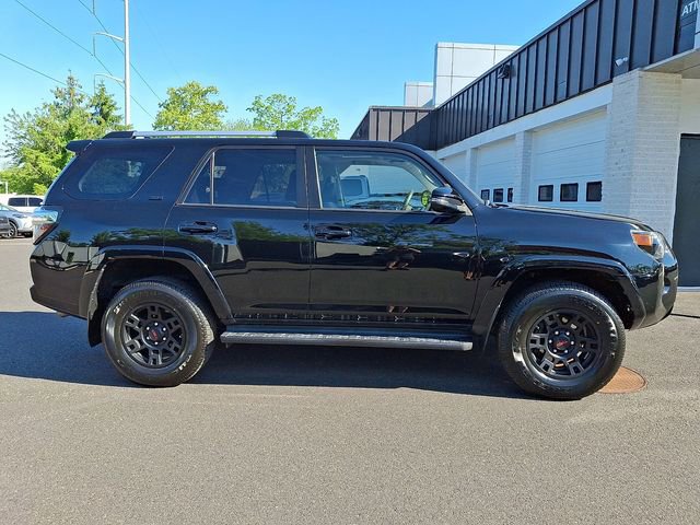 Used 2020 Toyota 4Runner SR5 Premium w/ Moonroof Package AWD/4WD image 7