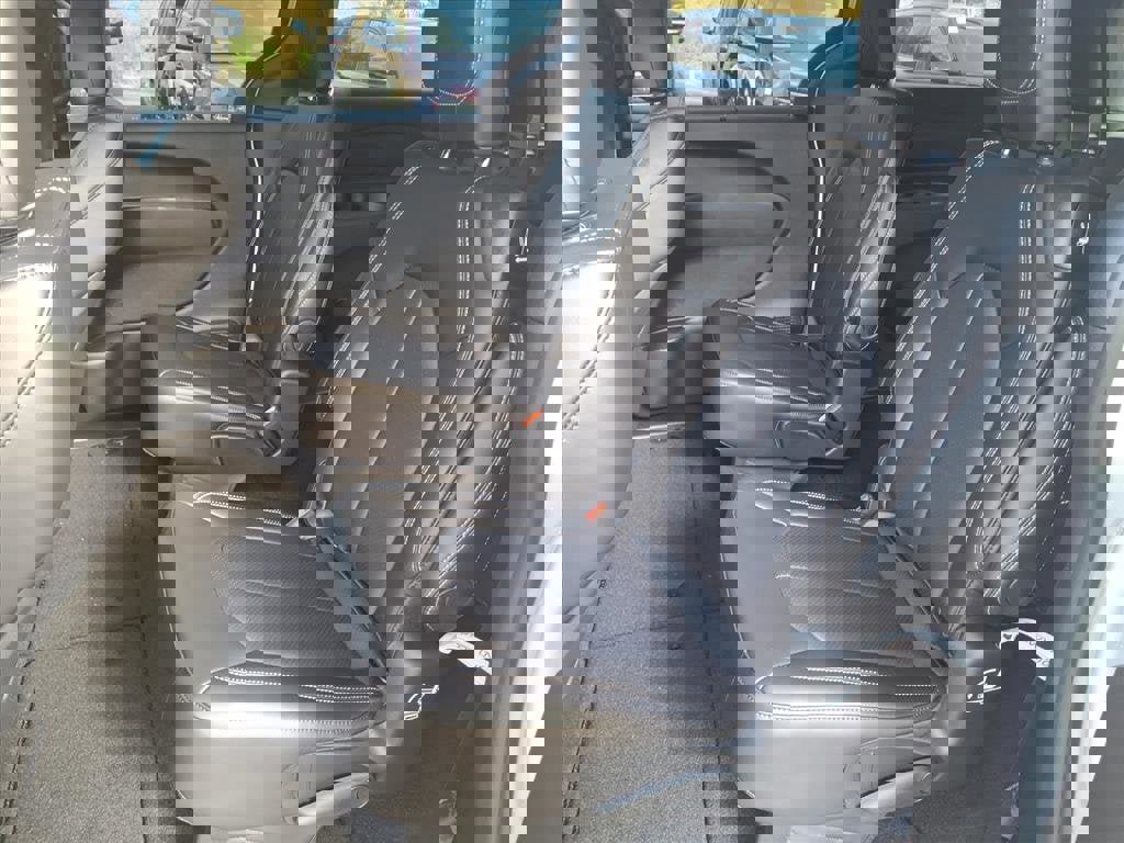 New 2026 Chrysler Pacifica Select image 7