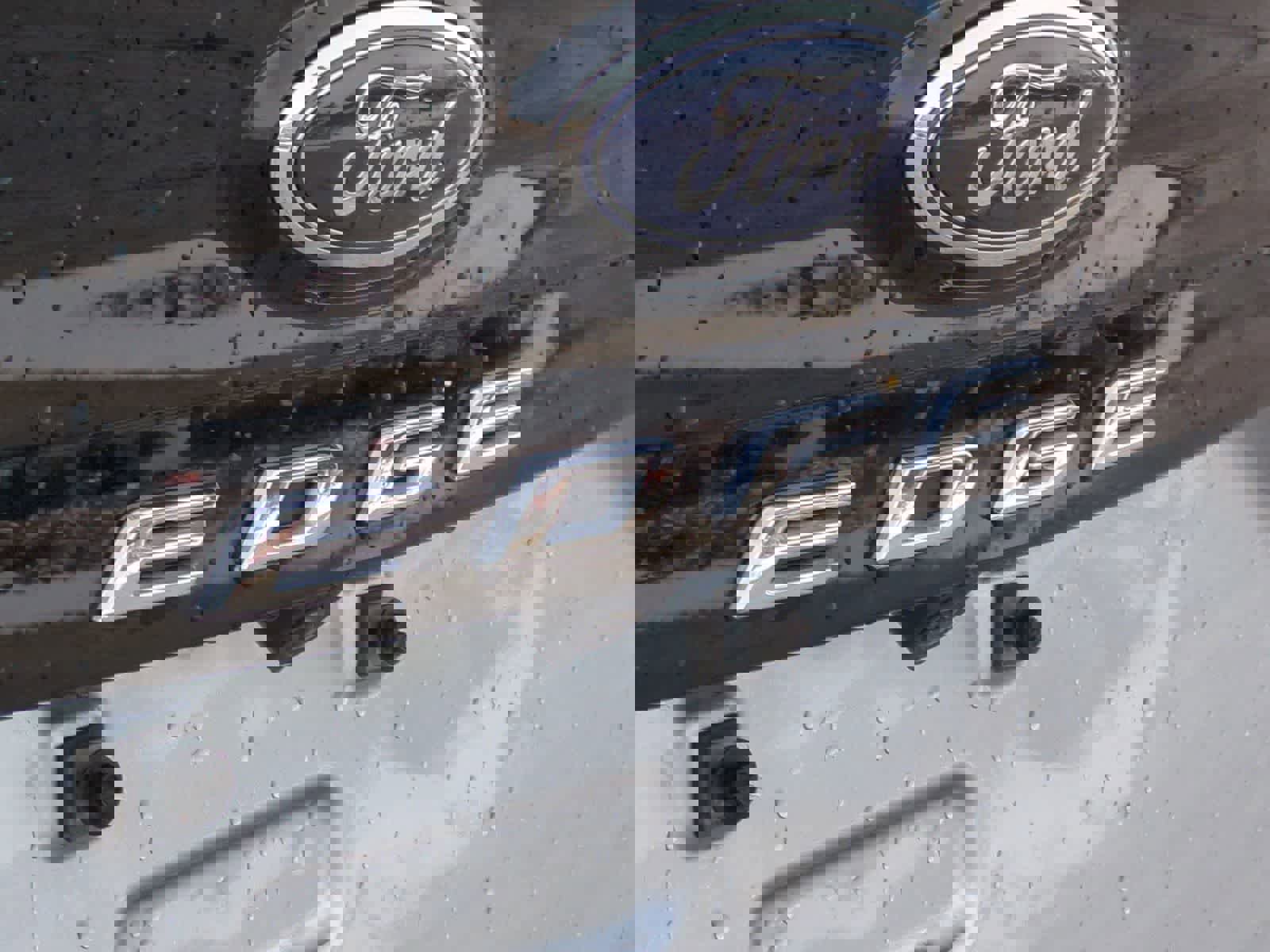 Used 2024 Ford Edge Titanium image 13