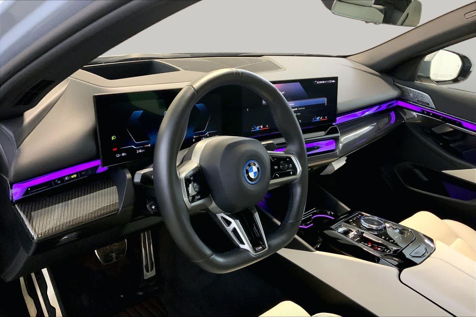 Used 2024 BMW i5 eDrive40i w/ Executive Package RWD image 16