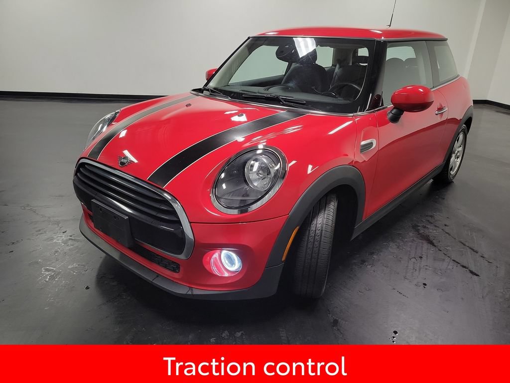 Used 2021 MINI Cooper 2-Door Hardtop FWD image 4