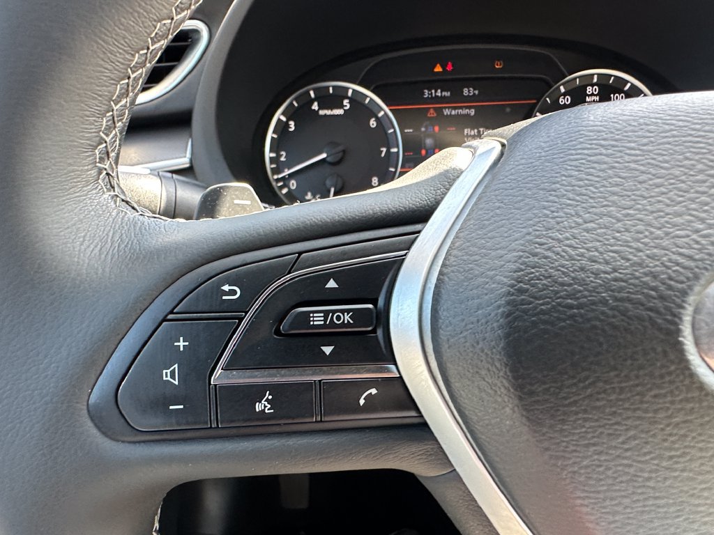 Used 2023 INFINITI QX50 Luxe FWD image 15