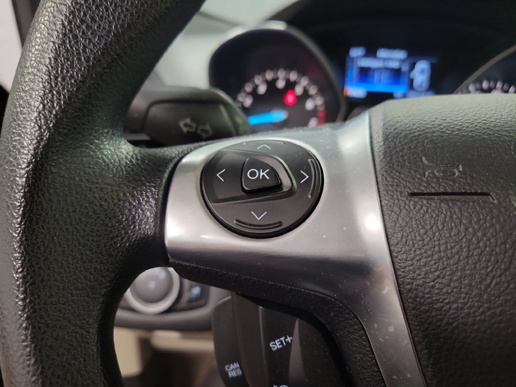 Used 2016 Ford Escape SE w/ Equipment Group 201A AWD/4WD image 25